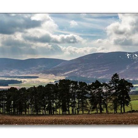 Traditional Family Home In Royal Deeside Aboyne Ngoại thất bức ảnh